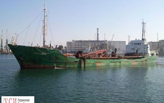 На российском судне в Черном море скончался капитан usionline.com На российском судне в Черном море скончался капитан «фото»