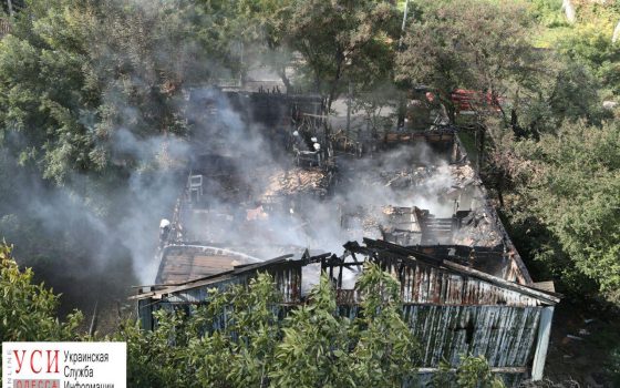 Пожар в санатории “Красные зори” тушили пять часов: причины выясняются (фото) usionline.com Пожар в санатории “Красные зори” тушили пять часов: причины выясняются (фото) «фото»