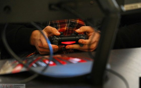 На “Черноморце” проходит международный чемпионат по киберфутболу (фото) «фото»