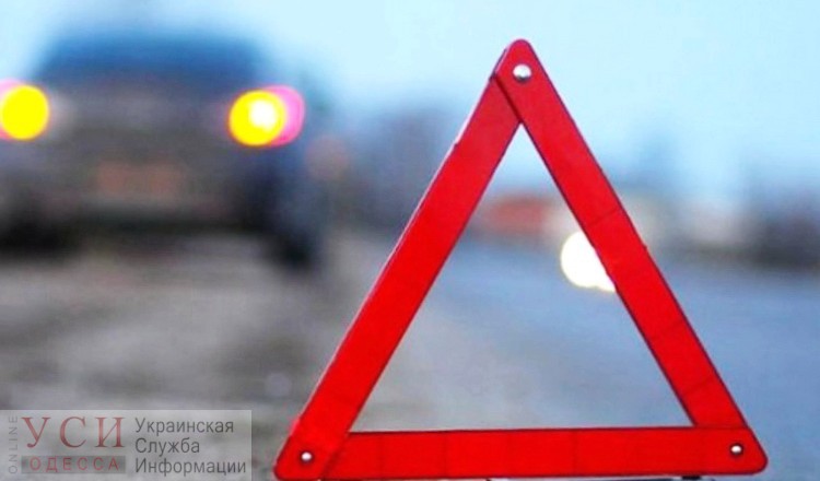 На трассе Одесса-Киев в ДТП попало 3 фуры, один водитель госпитализирован «фото»