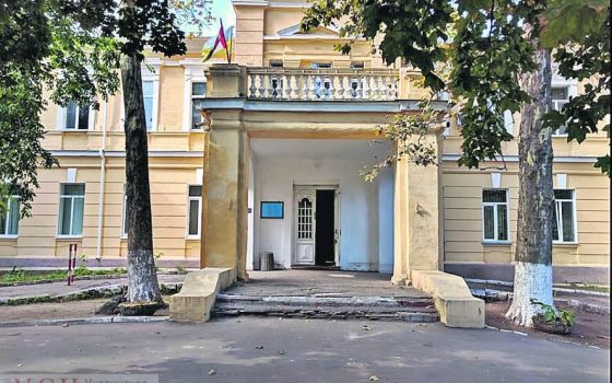 Одесская областная психбольница нуждается в средствах на ремонт: в лечебнице обшарпанные стены, грязь и двери без ручек (фото) «фото»