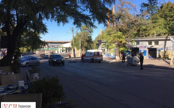 В Одессе с Тещиного моста выбросился человек (фото) ОБНОВЛЕНО «фото»