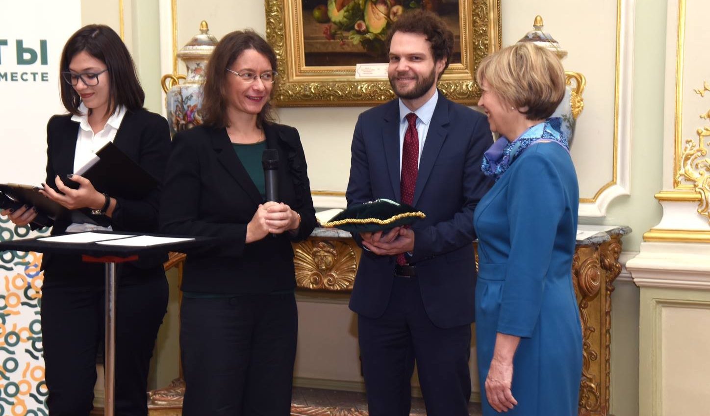 Посол Франции посетила Одессу с рабочим визитом и побывала в одесском музее (фото) «фото»