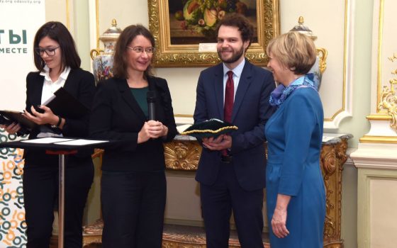 Посол Франции посетила Одессу с рабочим визитом и побывала в одесском музее (фото) «фото»