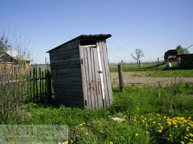 Жители домов в Одессе без канализации будут платить за вывоз нечистот 75 гривен с человека в месяц «фото»