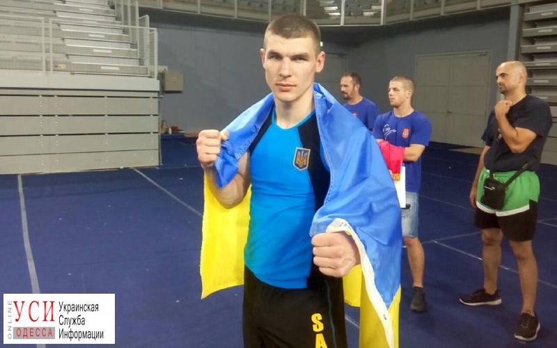 Одесский кикбоксер завоевал серебро на чемпионате Европы «фото»
