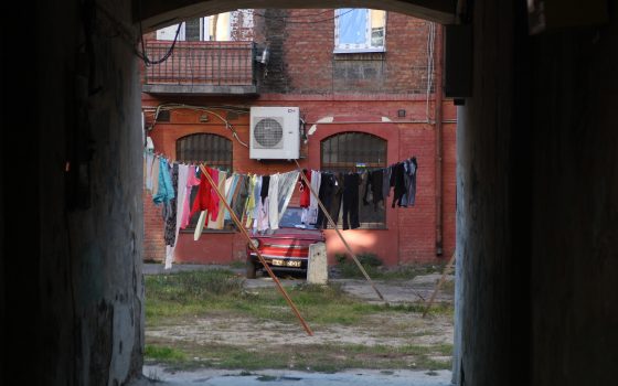 Щепной переулок: короткая улица, где Молдаванка побеждает центр (фоторепортаж) «фото»