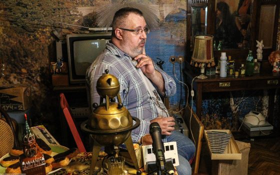 В честь Хеллоуина основатель одесского музея “совка” показал ужасы СССР и угостил “Слезой комсомолки” (репортаж) «фото»