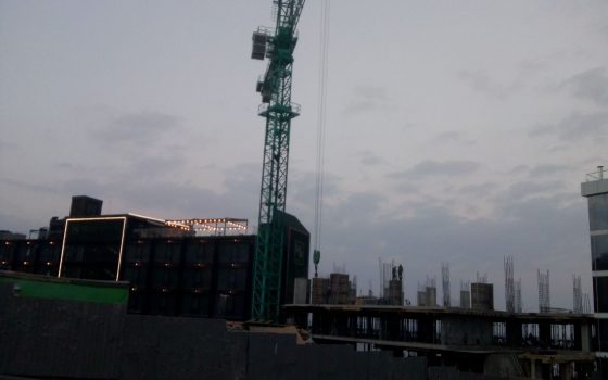 На Ланжероне, не смотря на запрет ГАСИ, продолжается незаконное строительство (фото) «фото»