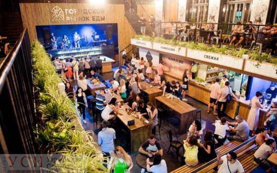 Вор пытался украсть с “Городского рынка еды” килограмм орехов, два пончика и ноутбук: пока убегал – съел один пончик «фото»