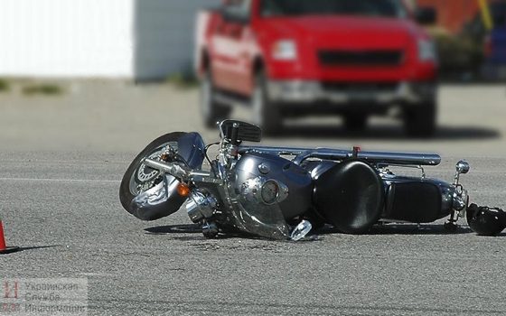 Сотрудник прокуратуры на мотоцикле сбил пешехода на Пересыпи «фото»