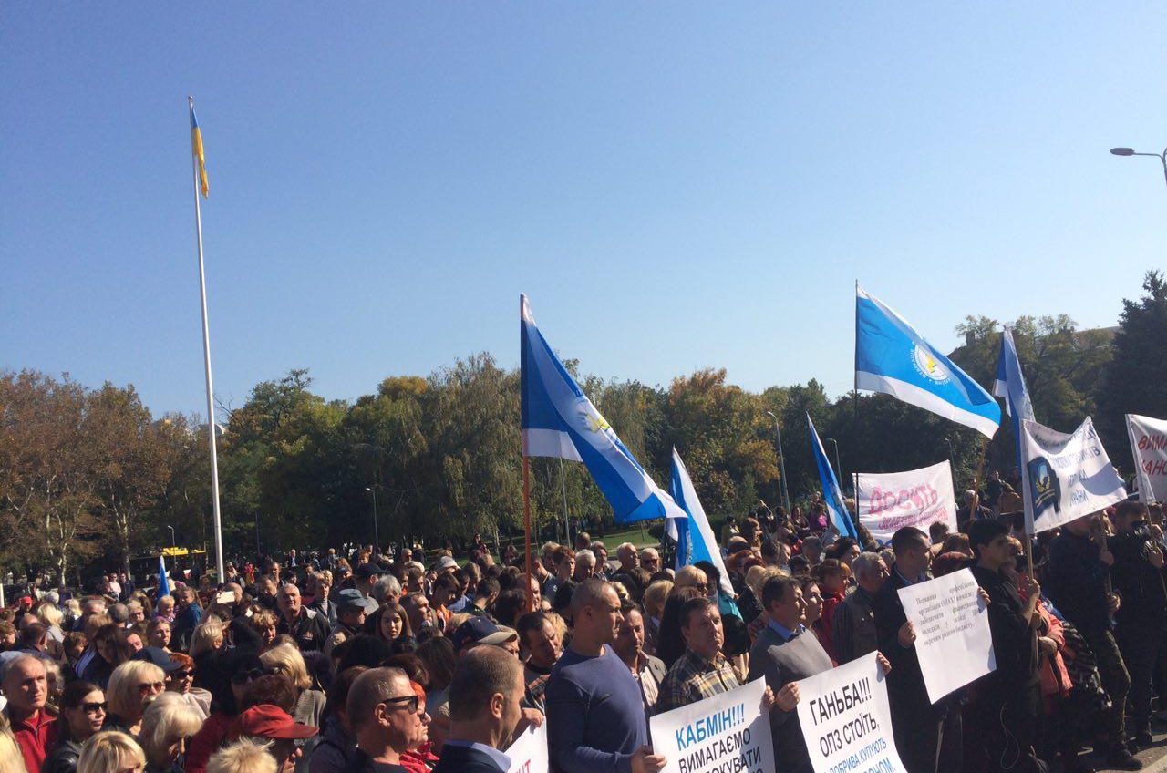 Одесские преподаватели митинговали за повышение зарплат и выделение денег ПТУ (фото, видео) «фото»