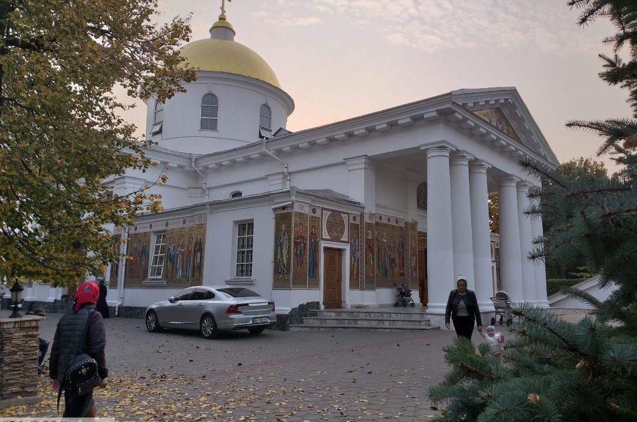 Лишь три одесских священника УПЦ МП поддержали независимость украинской церкви «фото»