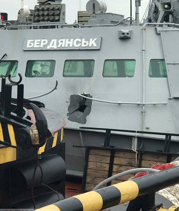 Появилась фотография пробоины на подбитом россиянами катере ВМСУ “Бердянск” (фото) «фото»