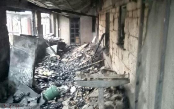 Под Одессой за ночь произошло два пожара: пострадала женщина, из огня спасли мужчину (фото) «фото»