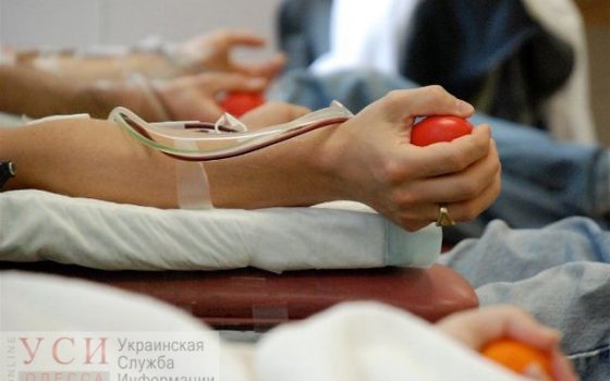 Одесские патрульные станут донорами крови, чтобы спасти жизни пострадавших в ДТП «фото»