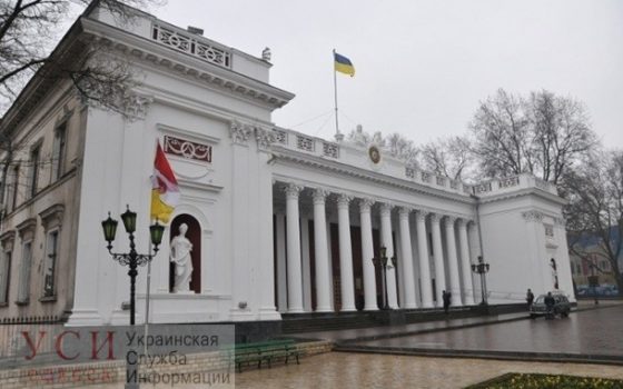 В мэрии сдают в аренду пляж на Золотом берегу и десятки помещений в школах и больницах «фото»