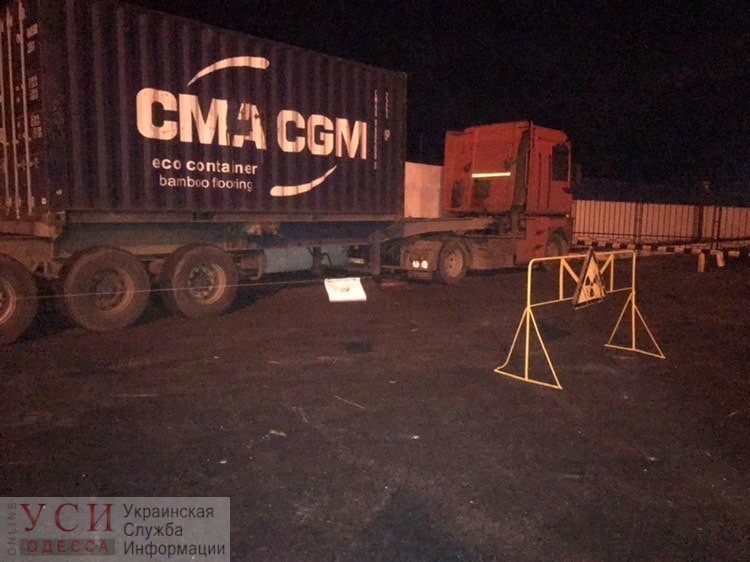 В Одесском порту обнаружили контейнер, “светящийся” от радиации «фото»