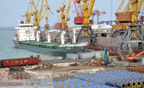 После пожара порт “Южный” работает в штатном режиме «фото»