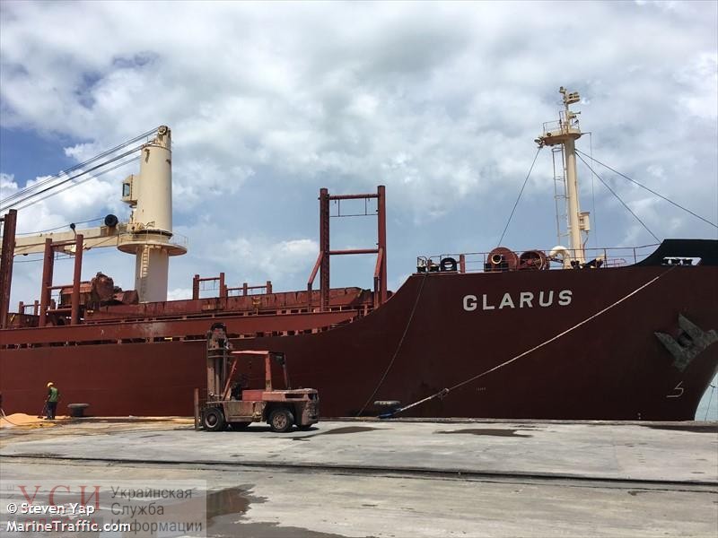 В Черноморском порту пришвартовалось судно, подвергшееся нападению нигерийских пиратов «фото»