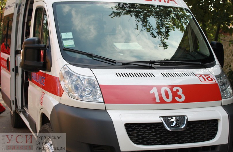 Одесской “скорой” передают две новые машины от гуманитарной помощи «фото»