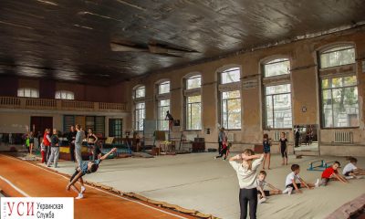 На стадионе СКА начали демонтаж кровли гимнастического зала (фото) «фото»
