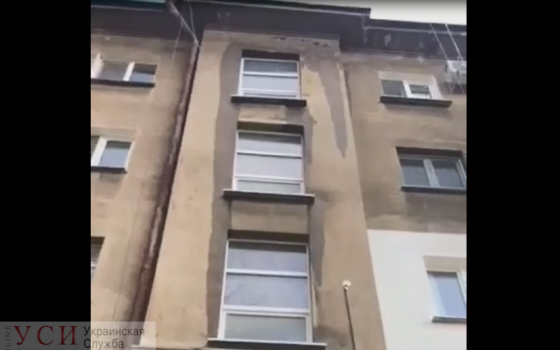 В центре Одессы дома заливает кипятком: так заработало отопление (фото, видео) «фото»