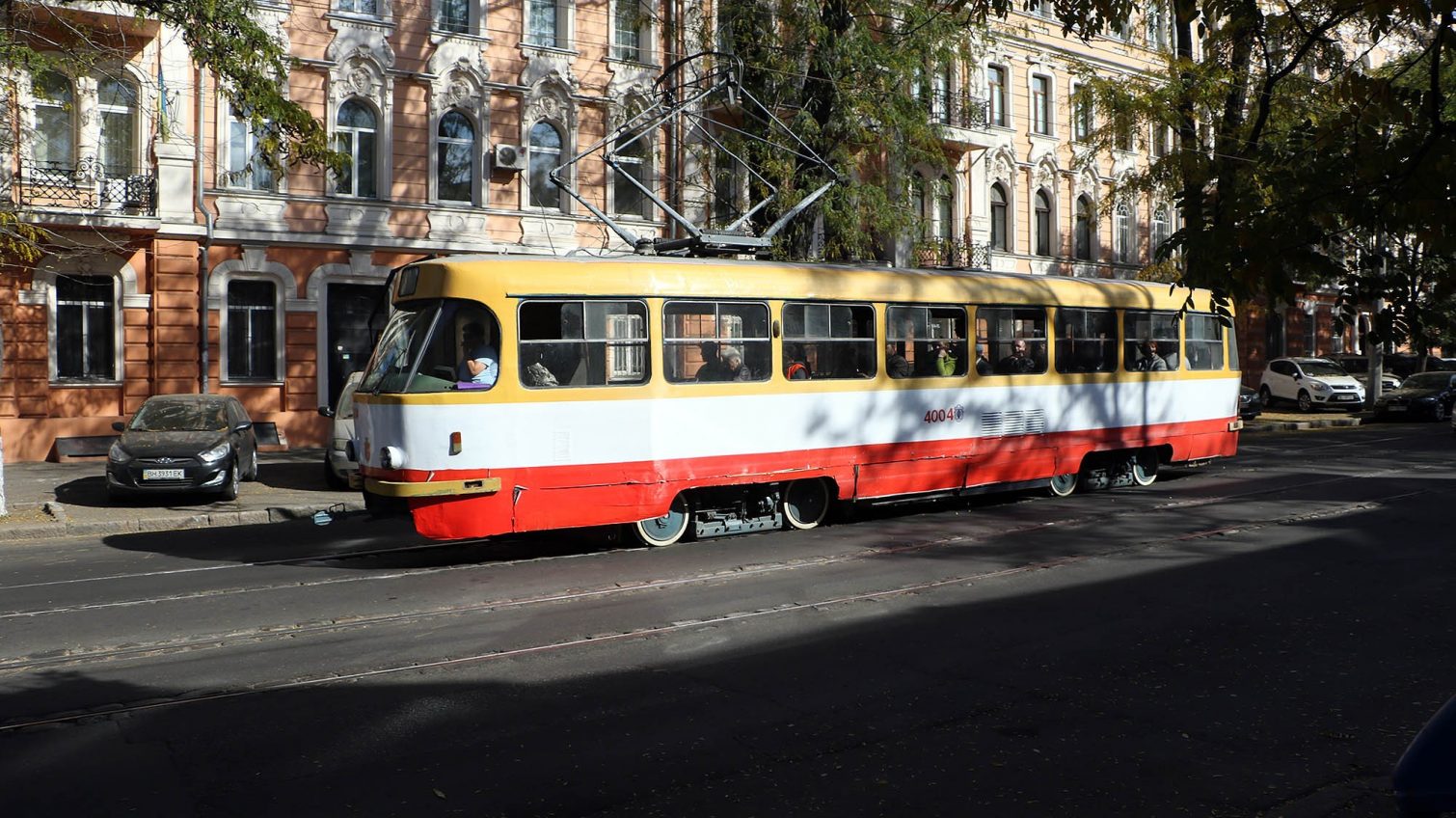 В Одессе потратят почти 150 миллионов гривен, чтобы пересадить горожан с машин на трамваи и троллейбусы «фото»