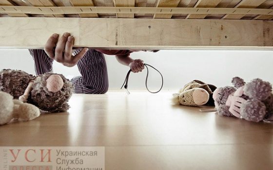 “Теперь он бьет меня аккуратнее”: в Одесской области 9-летняя девочка уже год жалуется, что над ней издевается отец «фото»