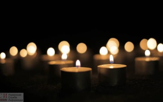 В больнице скончалась женщина, выпавшая из маршрутки (видео) «фото»