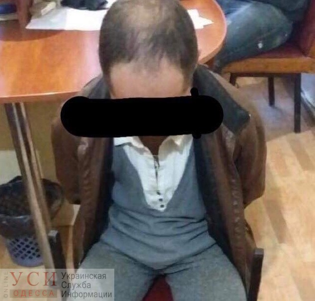 Убийцу, который задушил и изнасиловал 9-летнюю девочку, взяли под стражу «фото»