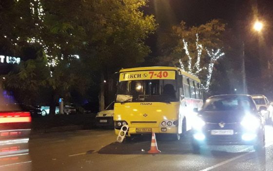 В Одессе маршрутка столкнулась с иномаркой, образовав пробку в сторону Черноморска (фото) ОБНОВЛЕНО «фото»