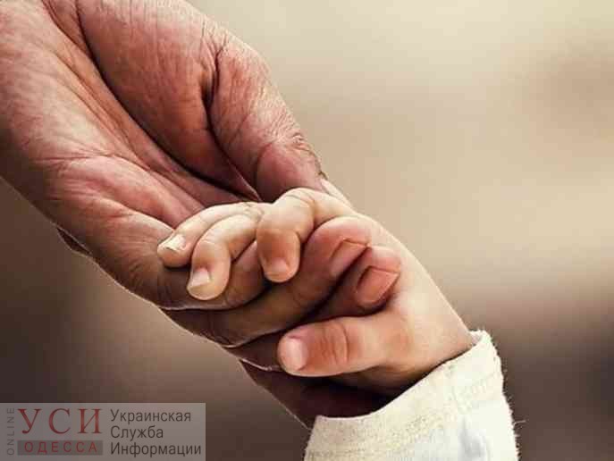 Одесситов просят помочь в сборе 750 тысяч гривен чтобы вернуть слух двухлетнему мальчику «фото»