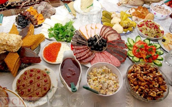 Новогодний стол 2019 в Одессе превысил полторы тысячи гривен «фото»