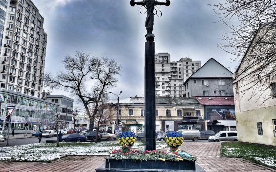 В Одессе почтили память погибших ликвидаторов аварии на Чернобыльской АЭС (фото) usionline.com В Одессе почтили память погибших ликвидаторов аварии на Чернобыльской АЭС (фото) «фото»