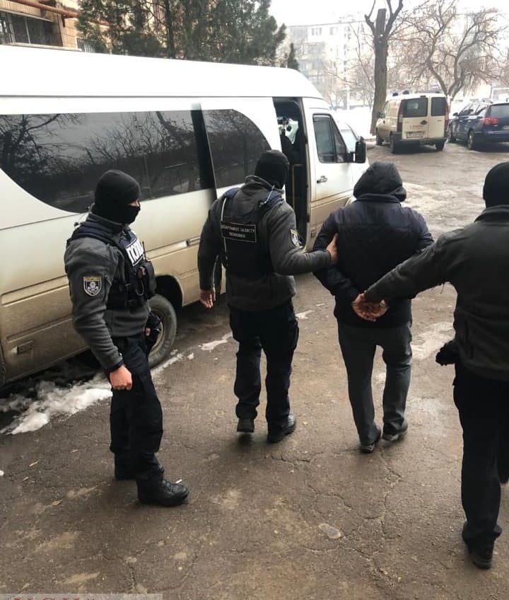 В Одессе задержали члена банды “черных риэлторов”: мошенники незаконно присваивали чужие квартиры (фото) «фото»