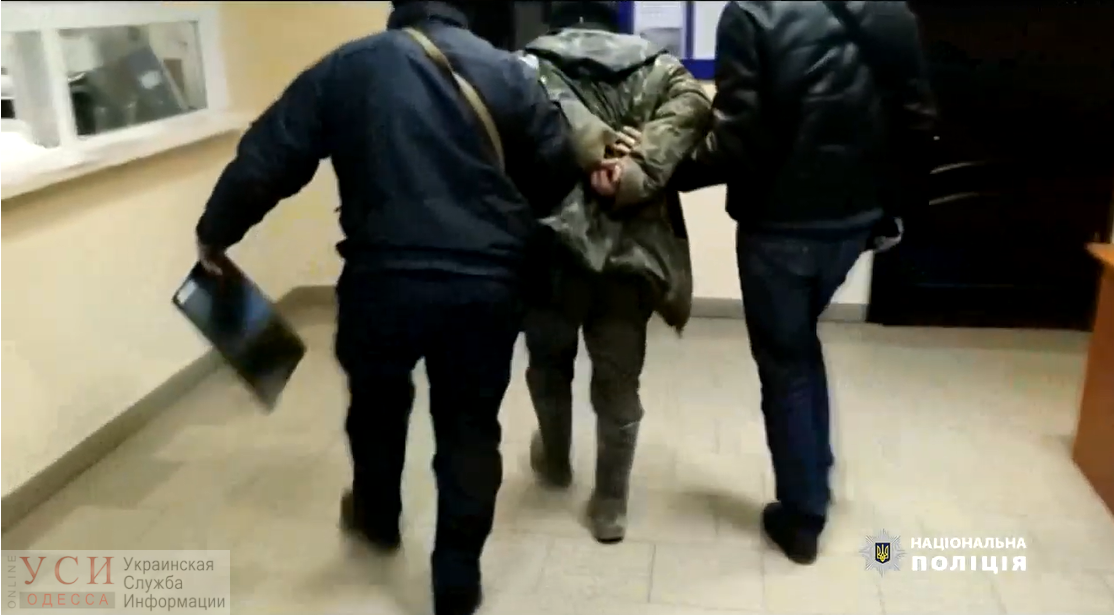 Под Одессой мужчина насмерть забил молотком соседа в пах за кражу еды «фото»