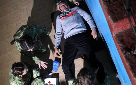 В Одессе школьники показали как спасать суицидников и жертв ДТП (фоторепортаж) «фото»