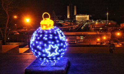 Потемкинскую лестницу украсили к Новому году (фото) usionline.com Потемкинскую лестницу украсили к Новому году (фото) «фото»