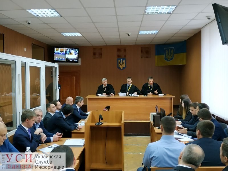 Суд по делу “Краяна”: Труханов и чиновники мэрии снова на скамье подсудимых (трансляция) «фото»