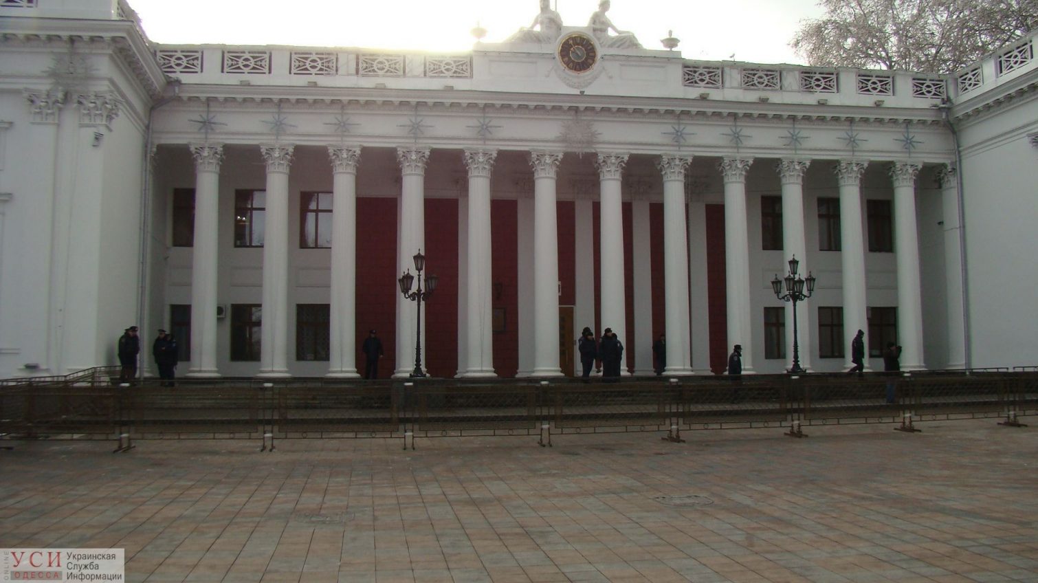 В Одессе половина депутатов скрывают свою семью, работу и даже партийность usionline.com В Одессе половина депутатов скрывают свою семью, работу и даже партийность «фото»