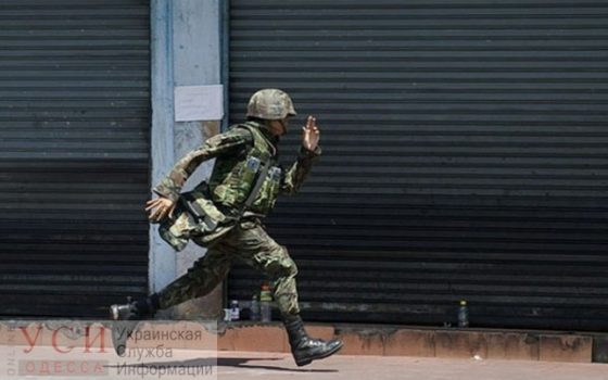 В Беляевском районе военный, который уклонялся от службы, теперь уклоняется от суда: его хотят доставить под конвоем usionline.com В Беляевском районе военный, который уклонялся от службы, теперь уклоняется от суда: его хотят доставить под конвоем «фото»