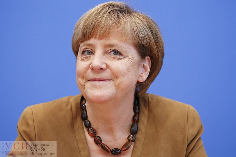 Меркель потребовала у Путина отпустить украинских моряков «фото»