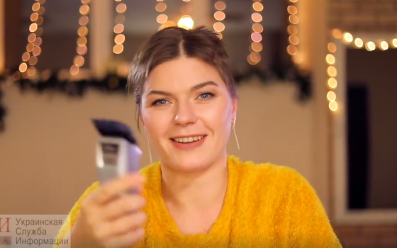 Телеведущая из Одессы сбрила волосы, чтобы помочь онкобольной девушке (видео) «фото»