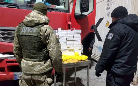 В Черноморске силовики задержали контрабандиста на теплоходе в Турцию (фото) usionline.com В Черноморске силовики задержали контрабандиста на теплоходе в Турцию (фото) «фото»