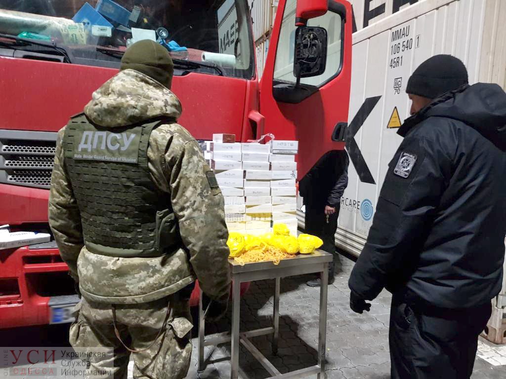 В Черноморске силовики задержали контрабандиста на теплоходе в Турцию (фото) «фото»