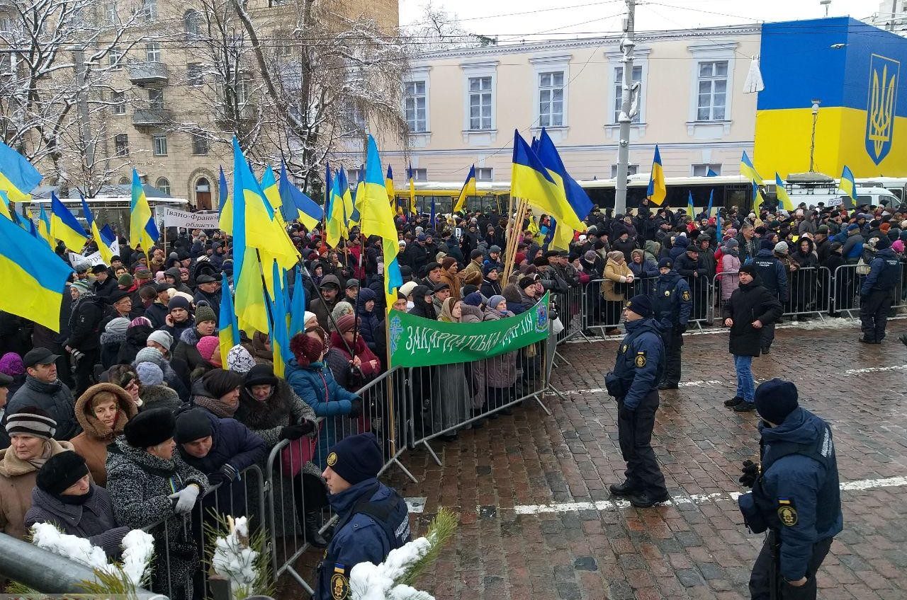 В Киеве создадут объединённую УПЦ после тайных выборов на пост Предстоятеля (трансляция) «фото»