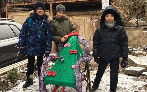 В Одессе выберут самую креативную елку во дворе «фото»