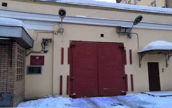 Раненых одесских моряков перевели из больницы в СИЗО, – российская активистка «фото»