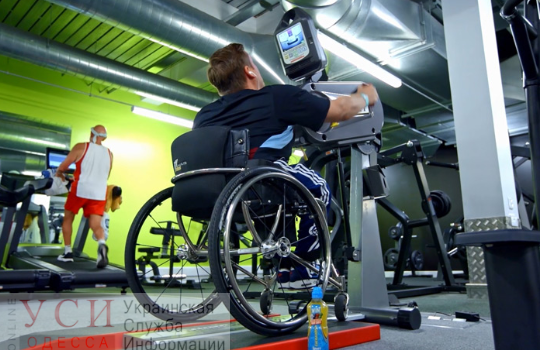 Одессит, чей сын пострадал в серьезной аварии, открыл первый зал физиотерапии в городе (фото, видео) «фото»
